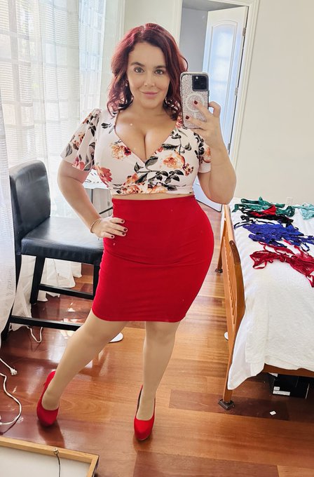 mommy_red
