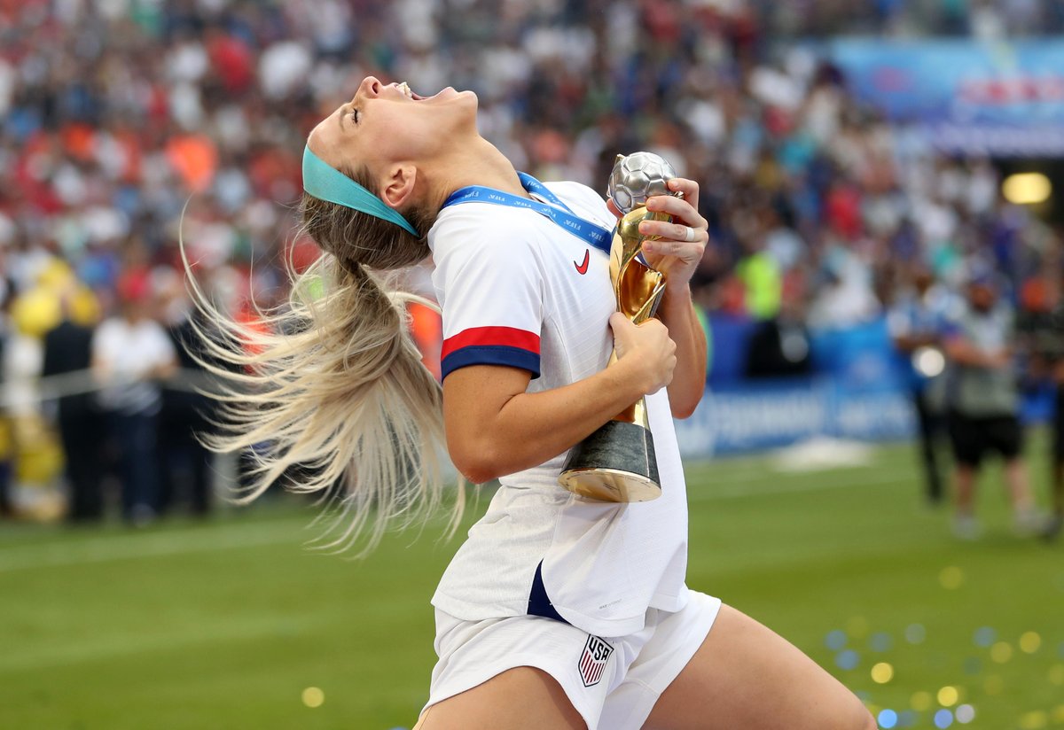 WGolazo's tweet photo. Julie Ertz started 17 matches and played 1,494 minutes in the last three FIFA Women’s World Cups.

That’s the most minutes + starts than any #USWNT player over the last three editions of the tournament. 🇺🇸

✍️ @optatag https://t.co/4hEhWoeGBs
