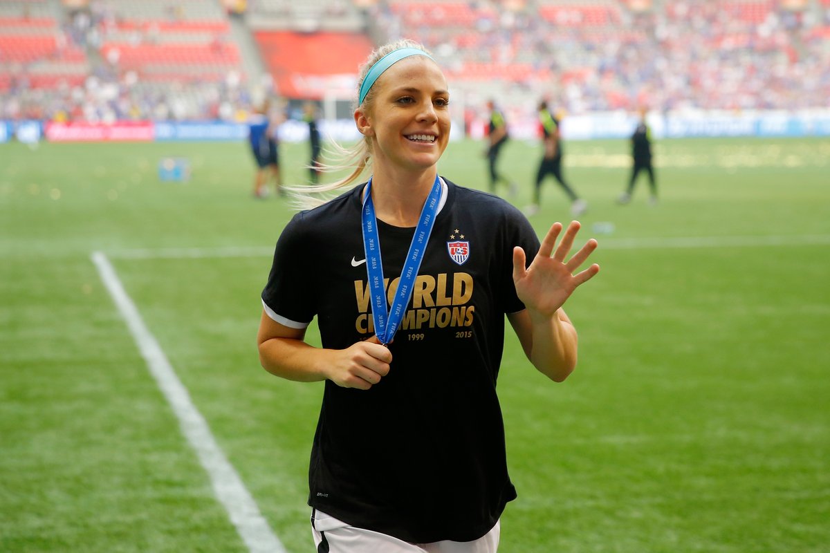 WGolazo's tweet photo. Julie Ertz started 17 matches and played 1,494 minutes in the last three FIFA Women’s World Cups.

That’s the most minutes + starts than any #USWNT player over the last three editions of the tournament. 🇺🇸

✍️ @optatag https://t.co/4hEhWoeGBs