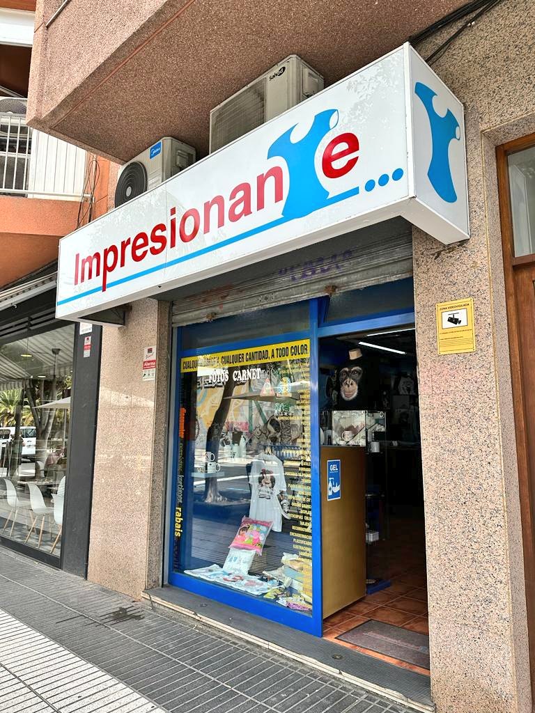 aeleyca's tweet photo. Seguimos visitando asociadas y asociados, y tomando nota de los problemas y necesidades de nuestra Zona Comercial Abierta 👀👂 📝
Mañana más y mejor 💪🏼 👍🏼
#launiónhacelafuerza #Aeleyca #LeonYCastillo #TomásMorales #LuisDoresteSilva #ZonaComercialAbierta #ZonaComercialCentro https://t.co/dyJQuO8H3I