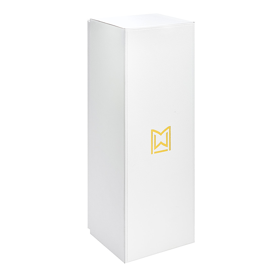 🌸✨Introducing Melissa Wilkes England, a fragrance company we photographed! 😍🏡Their collection showcases impeccable craftsmanship &amp; luxurious bone china. Explore at melissawilkes.co.uk &amp; see our photography at DarkArtzStudio.com! 📸✨