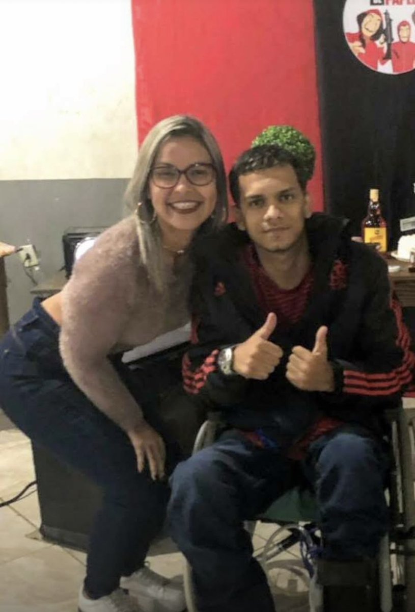 camiilaa_jp's tweet photo. Eu estou em choque, sem acreditar que vc nos deixou! Obrigada por ter sido meu fechamento. Nossa união smp foi muito forte. Vc lutou bravamente p viver, mas Deus achou melhor te recolher. Vc deixou um buraco em nossa família. Descanse em paz primo/irmão eu te amo p smp 💔😭😭😭 https://t.co/0oPMfcmuUC