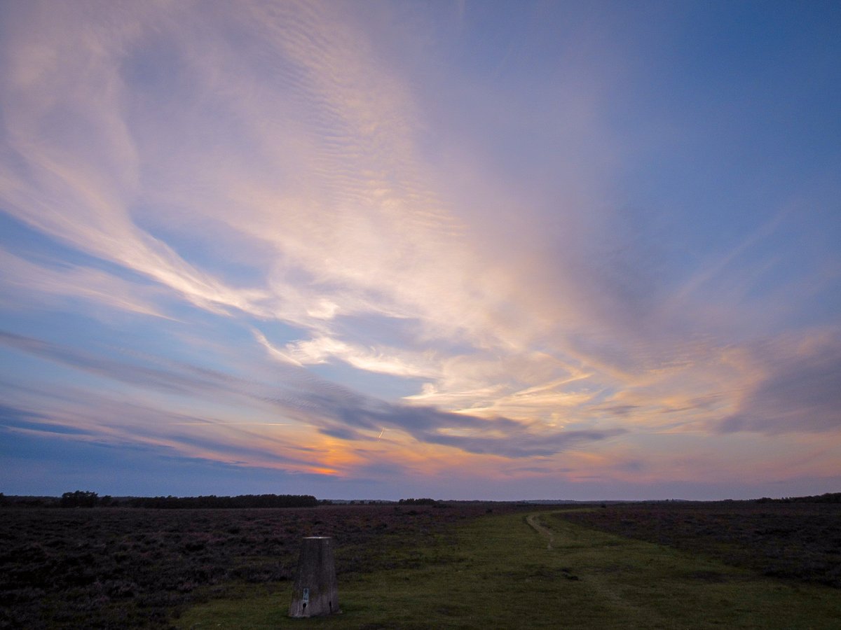 AliDiva_'s tweet image. Big sky up at Yew Tree Heath #NewForest #sunset #trigpoint