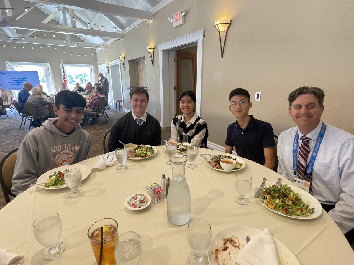 SuptSylvania's tweet photo. It was an absolute pleasure to present to the Sylvania Rotary today. Students from both NV and SV were also in attendance. #NVTheater, #SVperfectACT The TRADITION OF EXCELLENCE continues!! https://t.co/w3a3dzz2mF