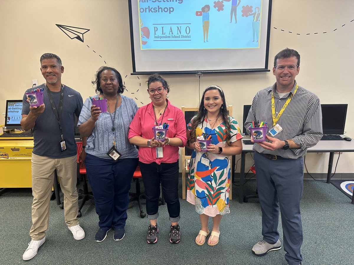 Recognizing our <a href="/FormanFalcons/">Forman Falcons</a> staff members are for living our pillars daily at school: 
Trustworthy
Respect
Responsibility
Fairness
Caring
Citizenship
#LevelUp <a href="/Plano_Schools/">Plano ISD</a>