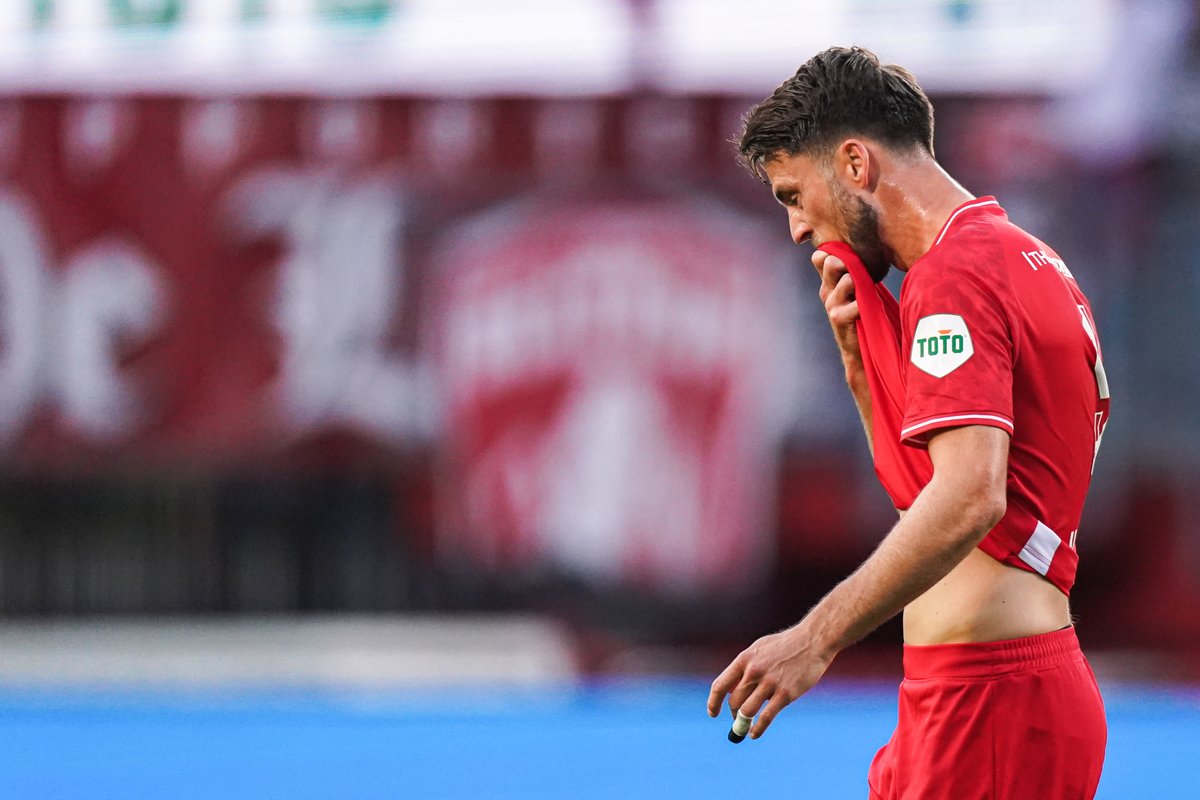 FC Twente tweet media