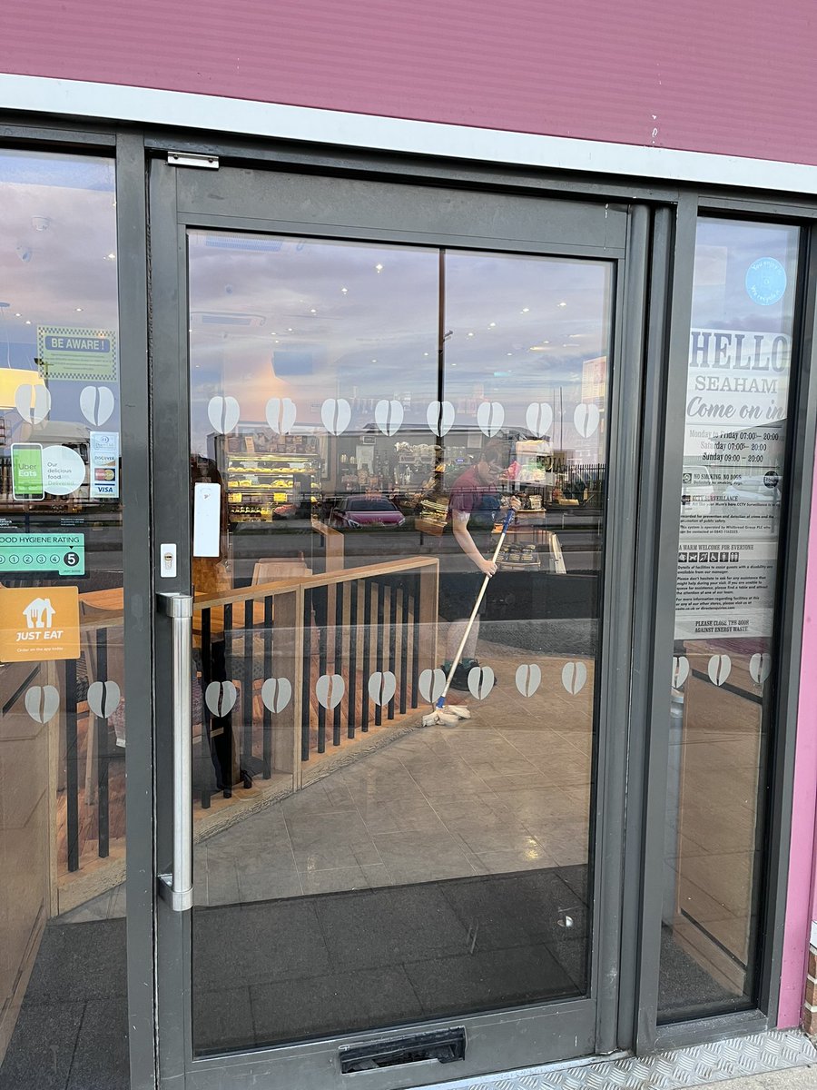 wpt669_peter's tweet photo. British summer time ended a month early at Costa coffee Seaham - bloody closed at 7:40 when I neeeeed! a coffee 
😤🤬😡😖😠 https://t.co/u5oIr4cOBh