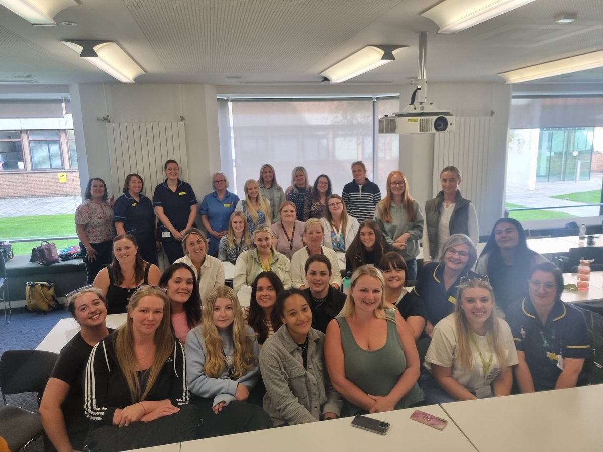 Our soon to be 2nd years ! 
It was great to celebrate their success in getting year 1 under their belt. Lovely  to have the day to talk openly and honestly about experiences and expectations with the cohort and practice partners as they progress into the next year. 😊