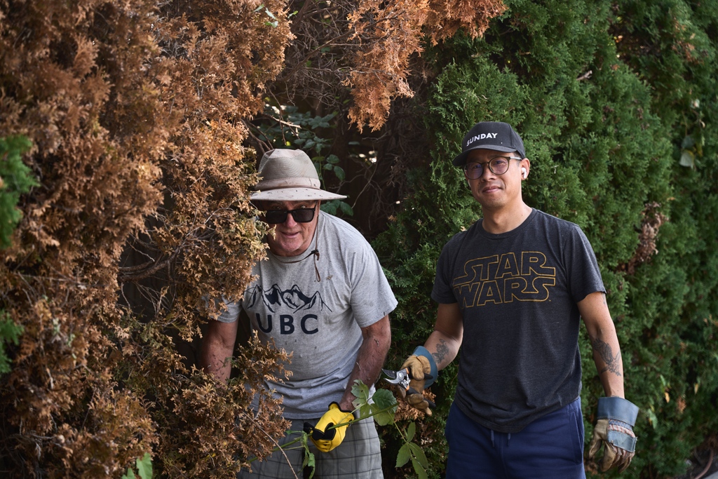 It was such a joy to see our intergenerational Church family out and serving the community during Love Our City! From construction, cleaning, garbage pick up and more, we got to bless our city in love and prayer. 

#loveourcity #service #construction #ministry #willingdon