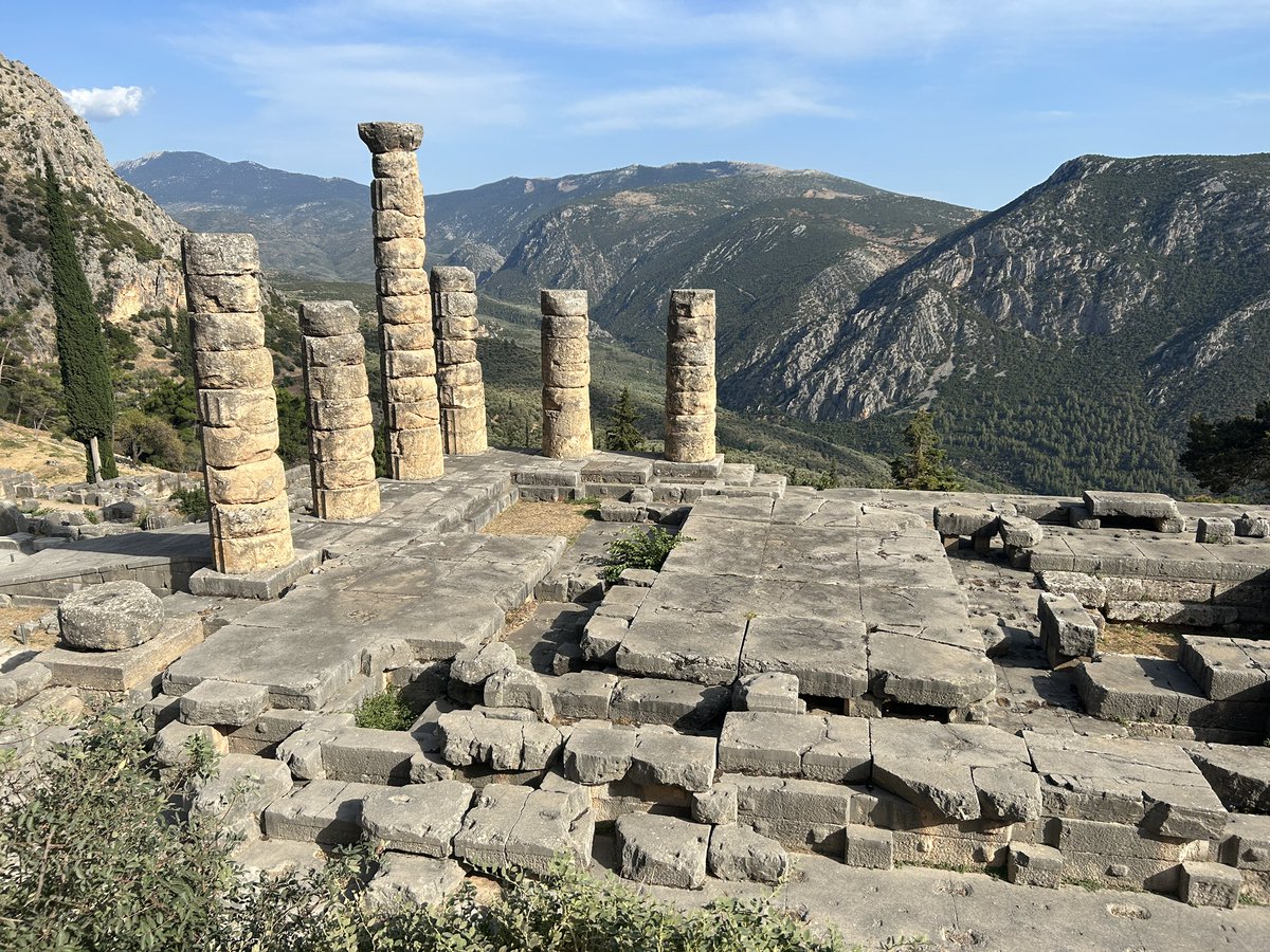 CliveBGS's tweet image. Many thanks to #Mytilineos for hosting a visit to Aluminium of Greece &amp;amp; lunch. This afternoon the @rawmat2023 delegates were taken to #Delphi for a guided tour including the Temple of Athens the seat of Pythia the Oracle of Delphi. This was the centre of the Ancient Greek world.