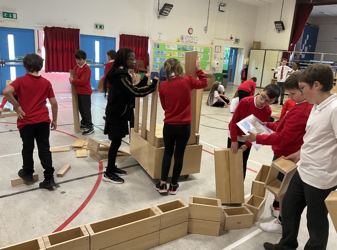 Gibson1Miss's tweet photo. P7 started their #projectstpaulsextension STEM topic today where they looked at the school’s current floor plan and created their own 2D version of it using big blocks. Stay tuned for more of the extension journey throughout the session! @LoveWestLothian  @WL_STEM https://t.co/10t6o42TE4