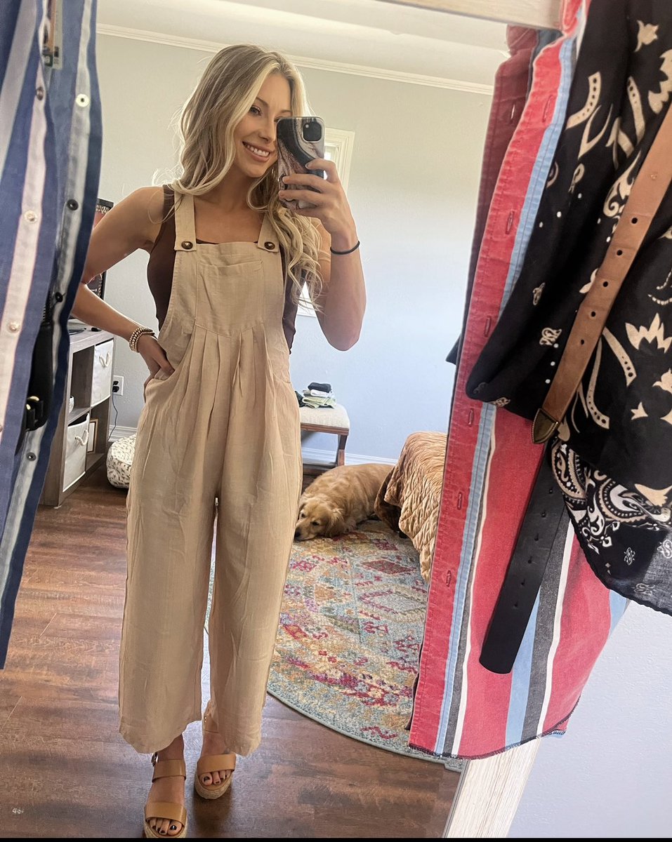 jenrx90's tweet photo. Dinner and Shane Smith  tonight 🎶 https://t.co/6uPAOerKzp