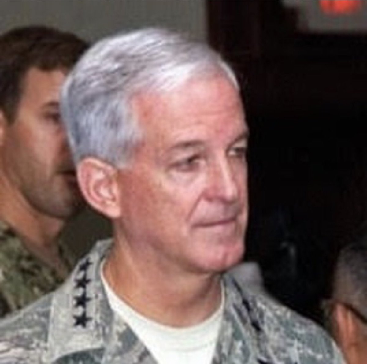 Mark Robert (@emusk73309) on Twitter photo 