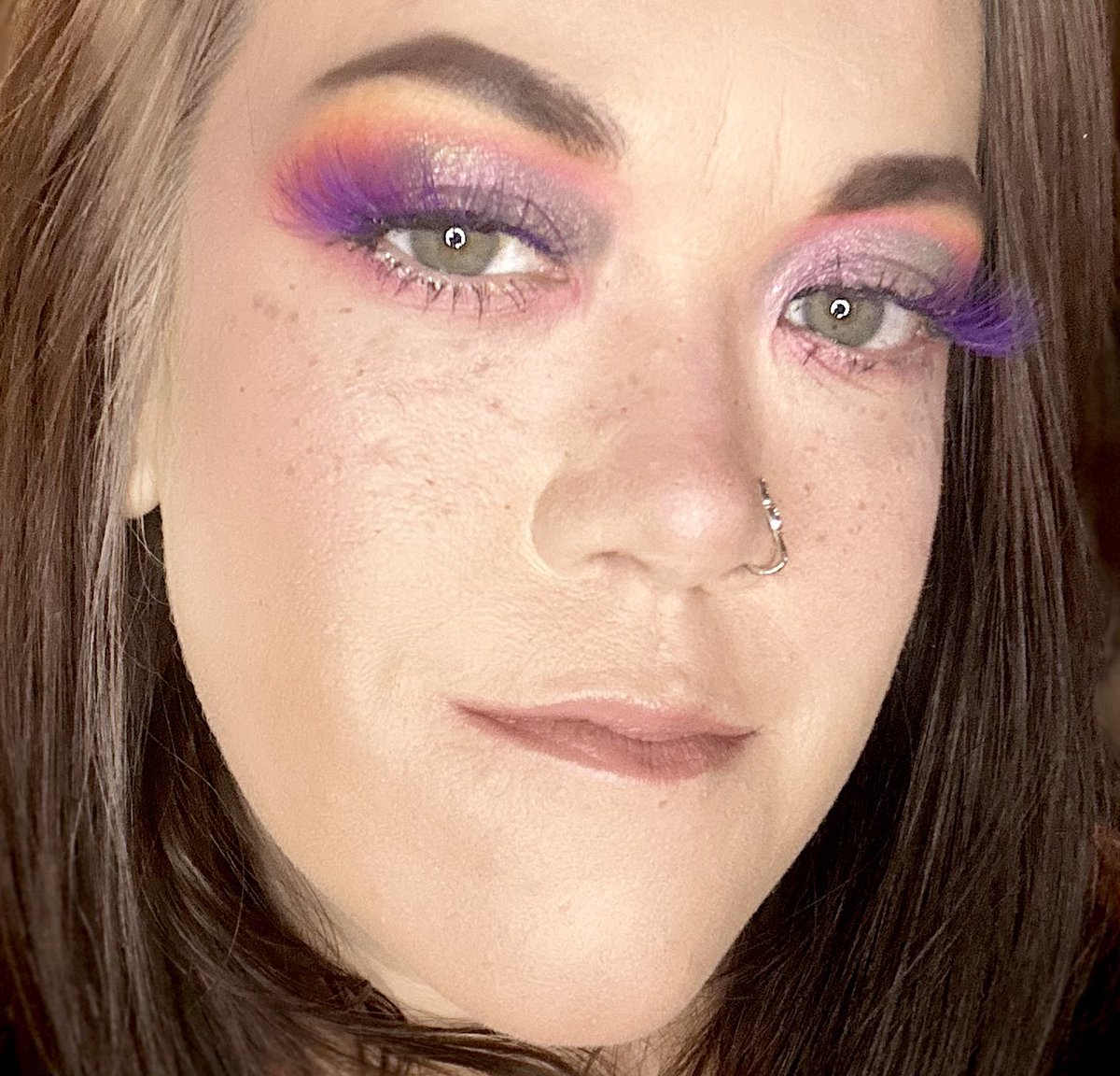 KimathyJay90's tweet photo. @ElliJBeauty DC: KIMMI 💜Anniversary 2nd Edition ILY this palette has beautiful duochromes shimmers and mattes https://t.co/oOA9TxCWoi