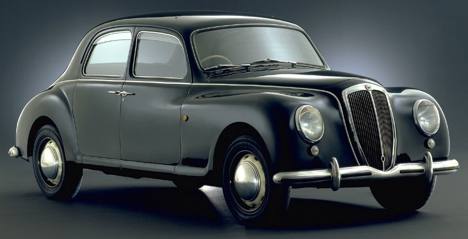 UltimativCars's tweet photo. (Background knowledge)
The #Lancia #Aurelia (1950-58) was made in 18.332 units, of which 17.549 over 3 "full-car" series + additional 783 pure chassis:
#B10/B12/B15/#B21/#B22: 13.677 (50-54)
#B20 #GT: 3.111 (51-58)
#B24: 761 (55-58)
B50/B51/B52/#B53/B55/B56/B60: 783 (50-56) https://t.co/E1zvUVlGKF