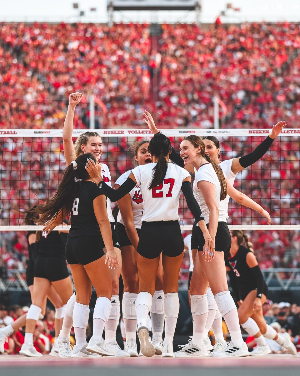 Nebraska Volleyball tweet media