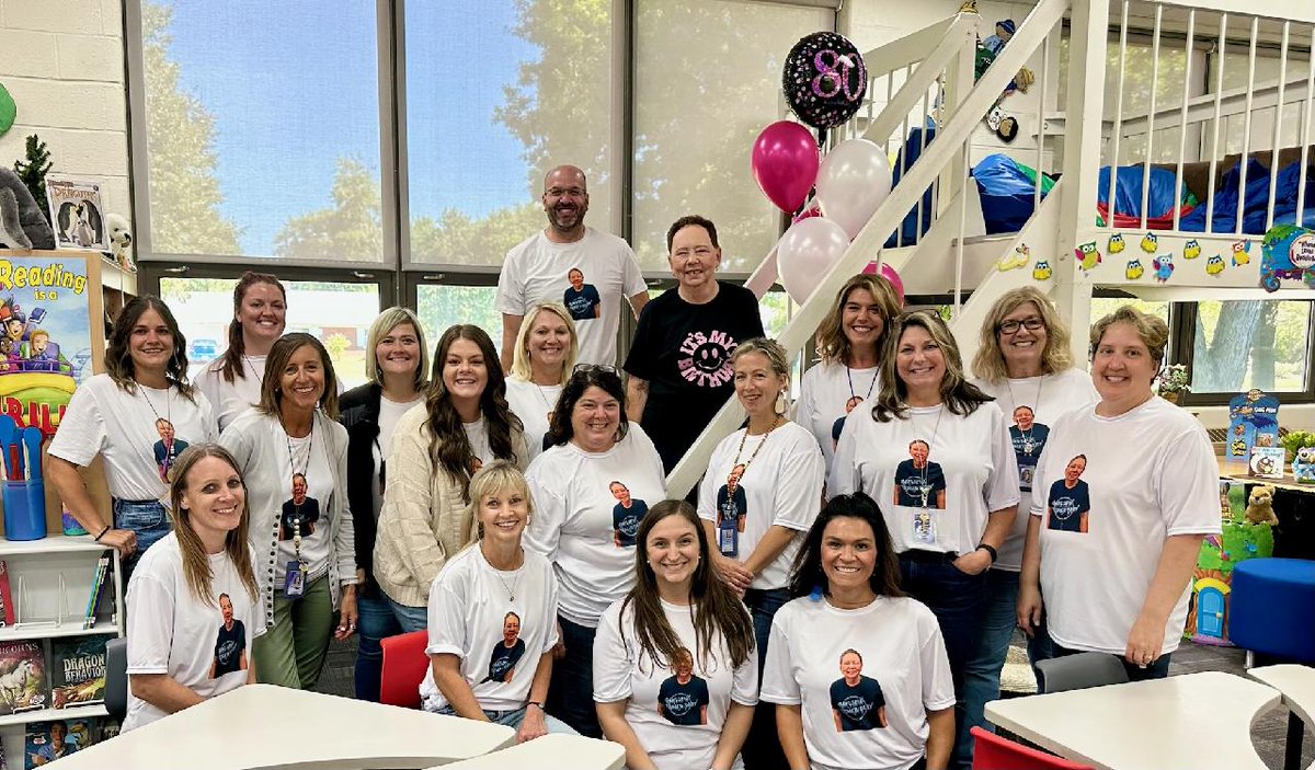 OVPrincipalKCS's tweet photo. Happy Birthday to the OG of OV! We hope you had a great day Mrs. List! #oakview #wearefirebirds https://t.co/F9MxEHxq3y
