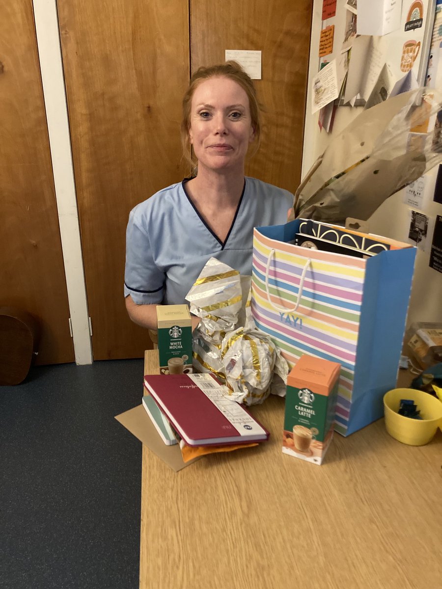 Ravenscraig Ward said a fond farewell to Vanessa today as she looks forward to starting at Dundee University to study mental health nursing. We look forward to welcoming her back for placements ⁦⁦<a href="/nhsfife/">NHS Fife</a>⁩ ⁦<a href="/Safewards/">Safewards</a>⁩ ⁦<a href="/FoNScharity/">FoNS</a>⁩