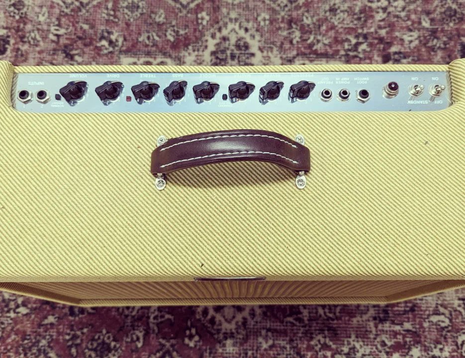 FirebirdMusicUK's tweet image. Calling all guitarists! We've just gotten hold of an amazing @Fender Blues Deluxe Reissue. 40 Watts of joyous 6L6 derived power for your entertainment. Come and have a play on it at your next rehearsal. #firebirdstudios #livemusic #Bristol #bristolmusic #rehearsalstudiobristol