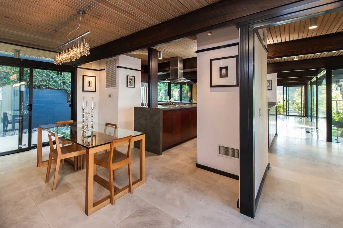 mapearq's tweet photo. Casa en Hollywood Hills, 1959 
Buff and Hensman architects https://t.co/5npCr6fr1l