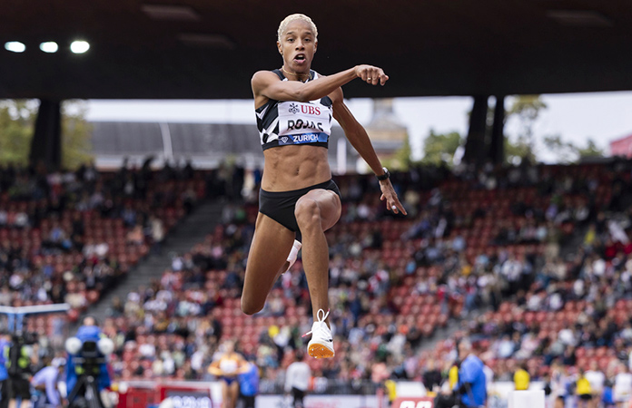 Yulimar Rojas gana con autoridad en Zúrich

pulsoslp.com.mx/meta/yulimar-r…