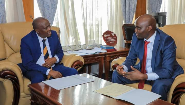 jasonlagat's tweet photo. Water and Environment are conjoined and cannot be separated. One cannot survive without the other. H.E @rotichwisley continues building synergies with our NG. Thanks to CS Environment Hon. @HonTuya and PS Dr. Kipronoh Ronoh for the great support to counties. @ElgeyoMarakwetC https://t.co/zFAvjTngQL