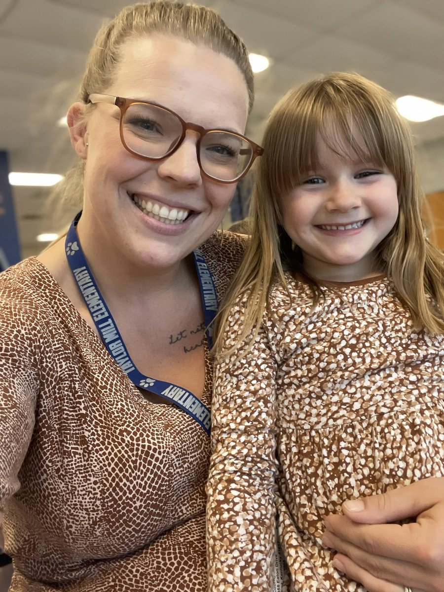 Darci Finn tweet media