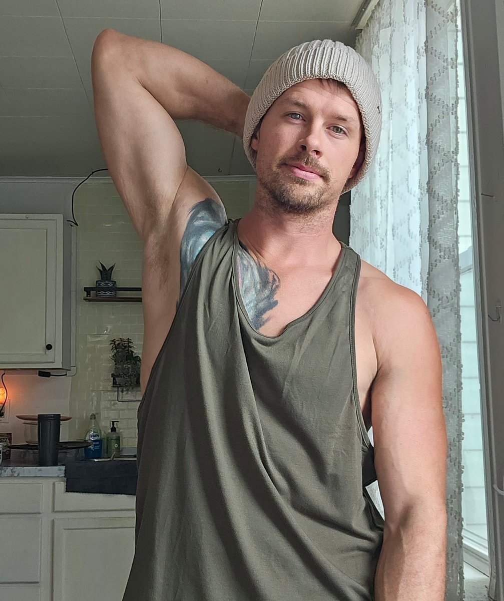 More personal growth since spring than ever before in my life and I'm not just speaking about physical health. My mental health is so great right now. I've been working on it intensely for months now