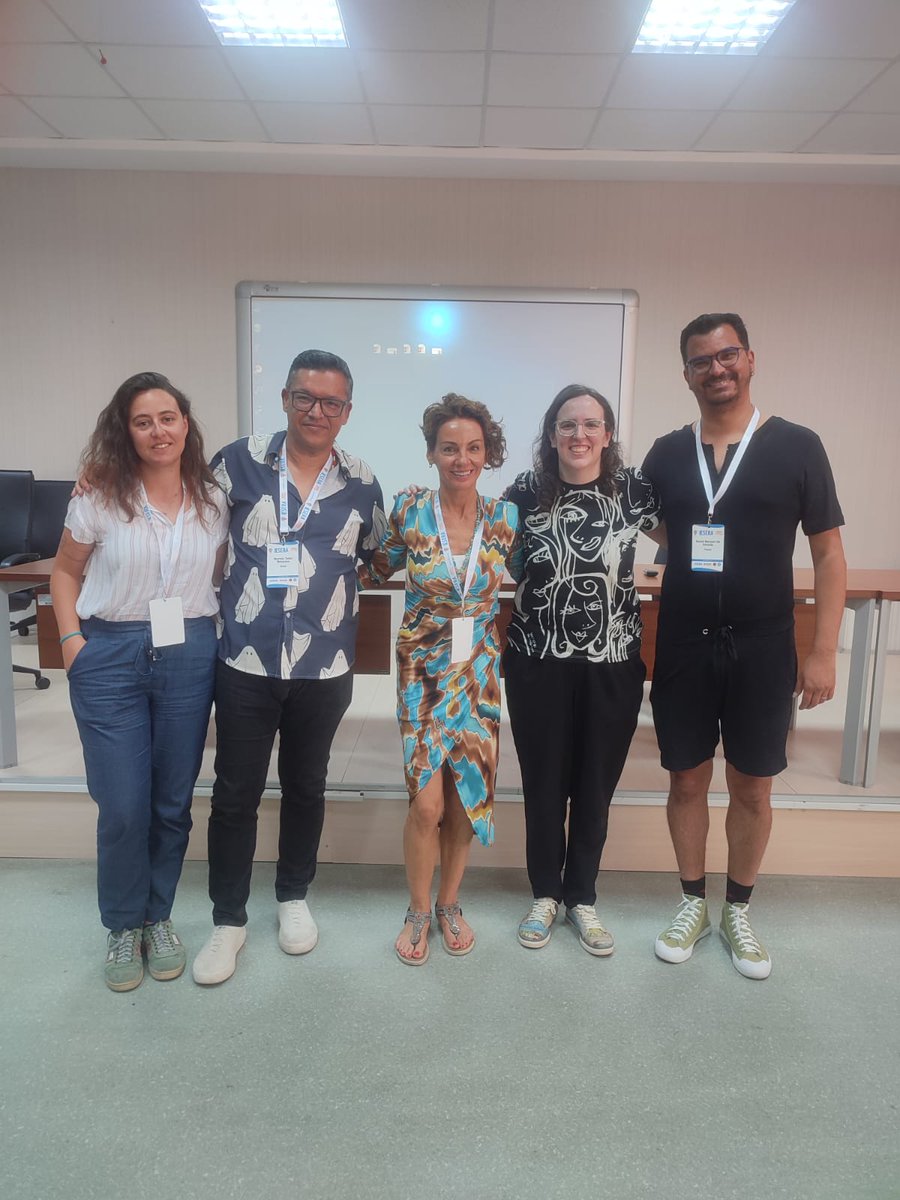 Symposium on The Development of Critical Thinking in Teaching and Learning Contexts that Focus on Health and the Environment at #ESERA2023. Thanks @IsaLorito
@MartaRomeroAri1
#MarceloMotokane #DanielManzonideAlmeida for accepting the challenge!!!