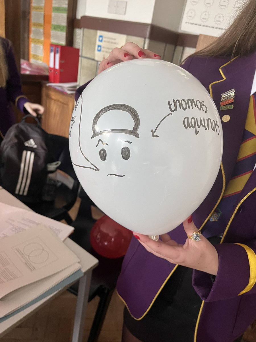 MarrRMPS's tweet photo. One of our higher classes used balloons to understand the expanding universe and how this can be used to support the cosmological argument. Naturally this then turned into the class deciding they should be turned into famous philosophers from their notes😂🎈 https://t.co/BMAMKIhEQN