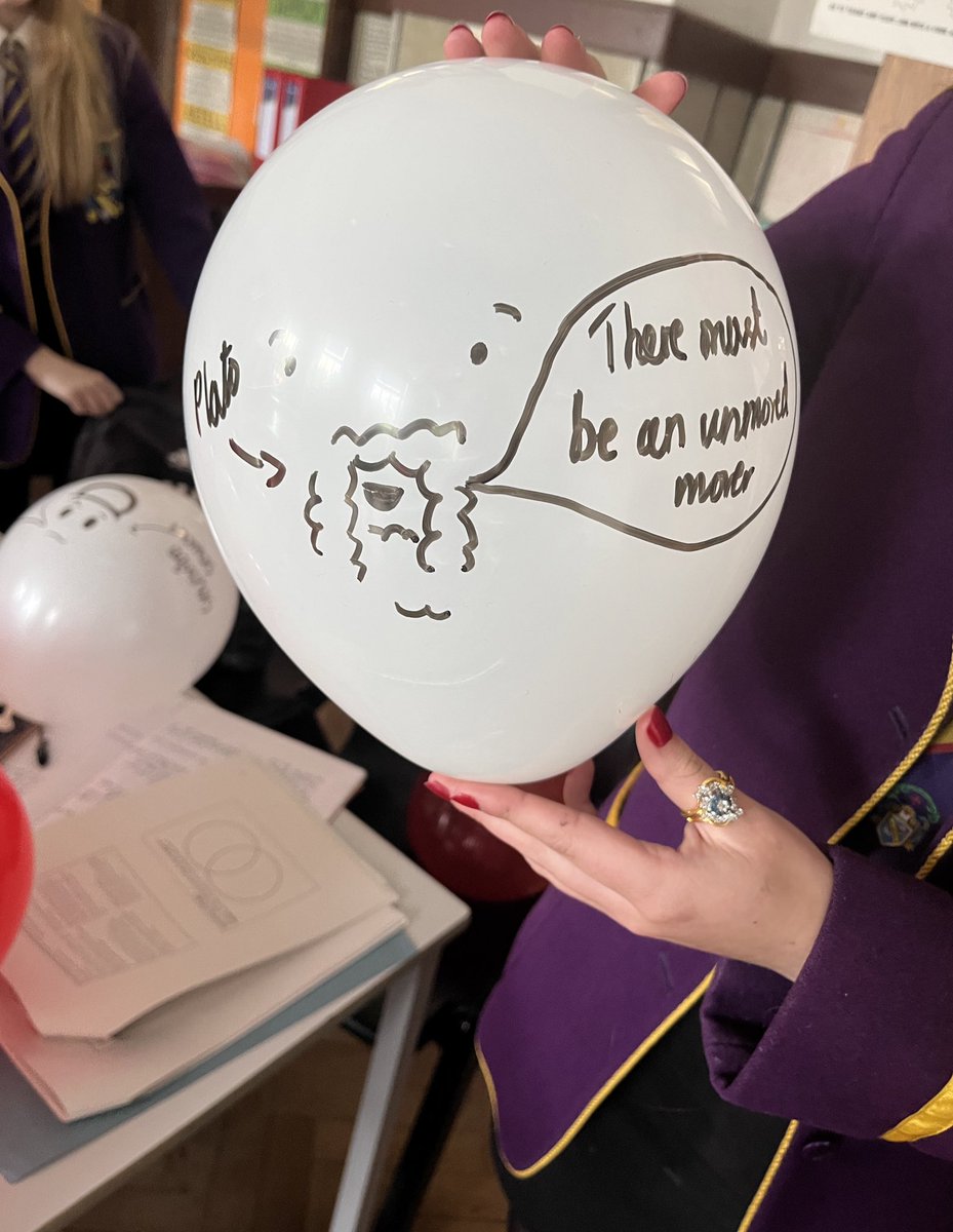 MarrRMPS's tweet photo. One of our higher classes used balloons to understand the expanding universe and how this can be used to support the cosmological argument. Naturally this then turned into the class deciding they should be turned into famous philosophers from their notes😂🎈 https://t.co/BMAMKIhEQN