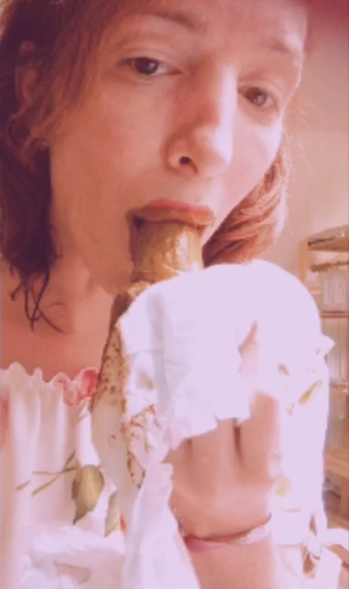 Nalina_Scat's tweet photo. 💖Hello💖 
Have u checked my new #scatvideo on @FemScatSocial ?
If you like #erotic &amp; #sensual #blowjobs, you will certainly enjoy this one!
https://t.co/0eXW456s1M

Bisous💋💋💋
#nalinascat #nalinascatshop #scatclips #femscat #scatpic #femscatmodel #nsfw #scat #poop #suckpoop https://t.co/PDt0aKKcdM