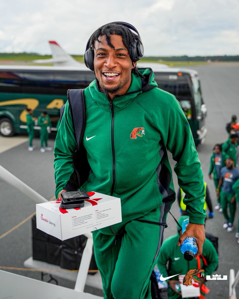 FAMU_FB's tweet photo. TLH 🛫 FLL

#FAMU | #Rattlers | #OurTime https://t.co/vEIRuvLwEp