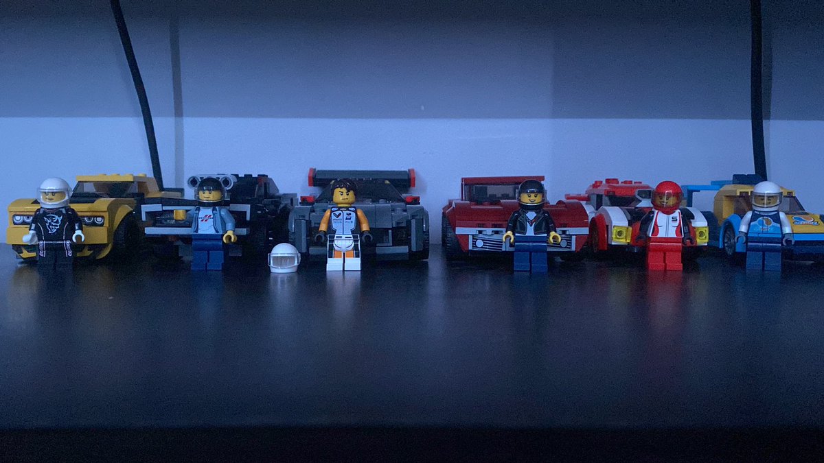 DodgeLegoman's tweet photo. Look at all my cars. https://t.co/1OjFmdHVW1