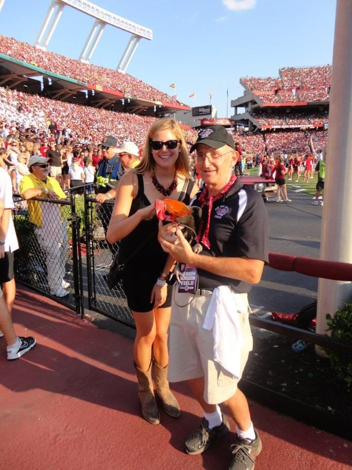 katysolt's tweet photo. Tonight at 7:30, our Battle of Carolinas special is airing on @ABCNews4! I’ll be cheering on the #Gamecocks this weekend up in Charlotte 🤙 Who else is ready for college football?! @GamecockFB @SEisbergWCIV #GoGamecocks #UNCvsUSC https://t.co/okEYqbNDVZ