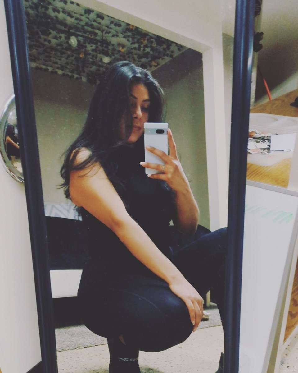 GoddessNina9521's tweet photo. I don't care to have a conversation unless there's some in my cash app $spadequeen   Soo figure it out https://t.co/1T5IRLxVaa
