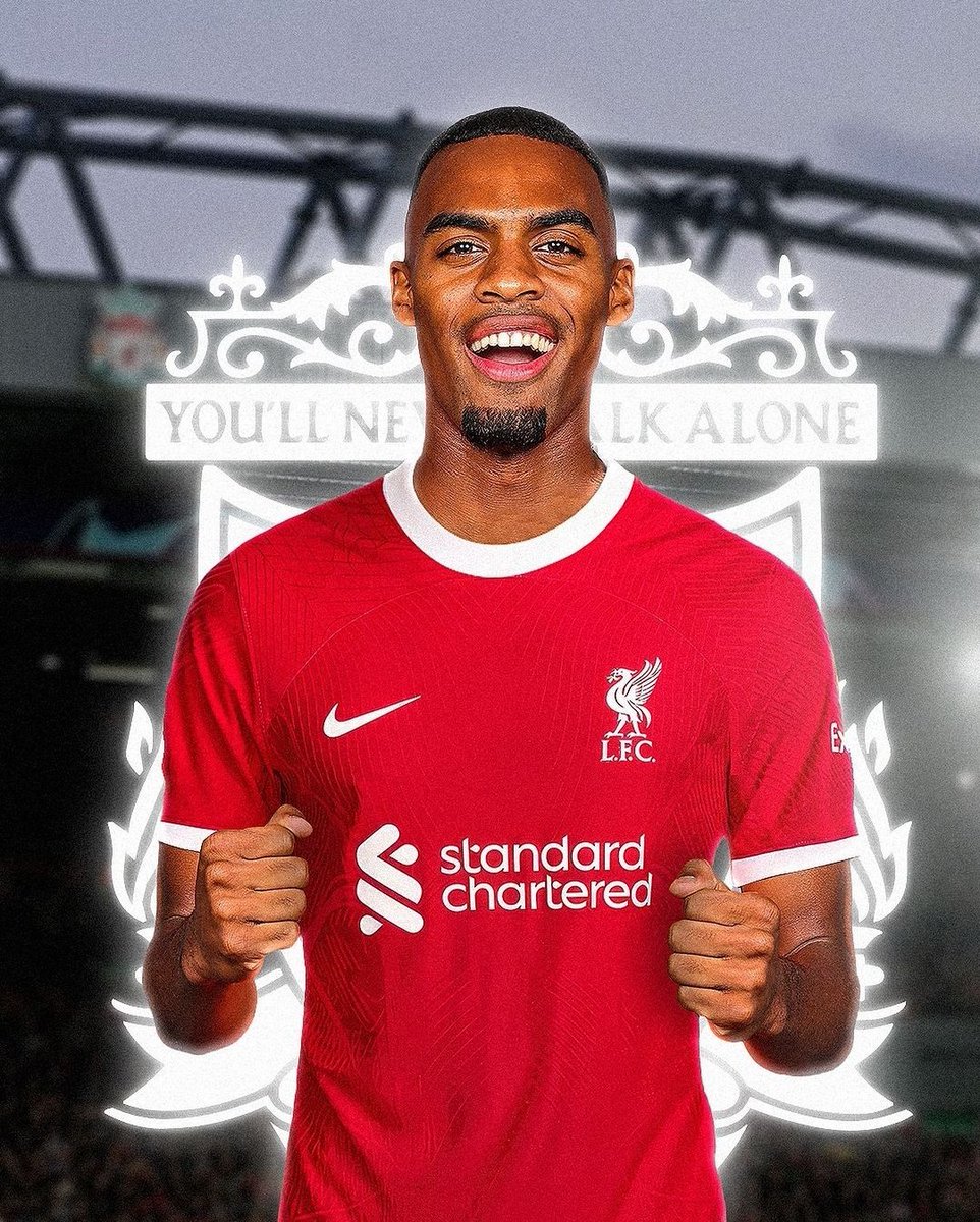ليفربول يحسم صفقة انتقال غرافينبيرش من بايرن ميونخ بقيمة 40 مليون يورو وعقد لمدة خمسة مواسم.
هل لازال ينقص ليفربول لاعب ارتكاز دفاعي ؟