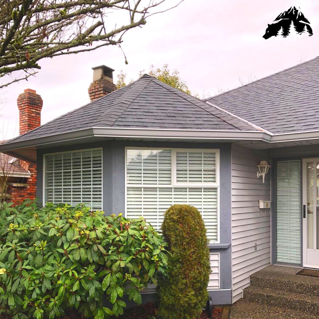 Black Bear Gutters offers new gutter installation and gutter replacements throughout the lower mainland. We handle projects for residential customers and commercial clients as well as for strata and property managers.
Get a Quote: zurl.co/XfmC
Call Us: (604) 347 6630