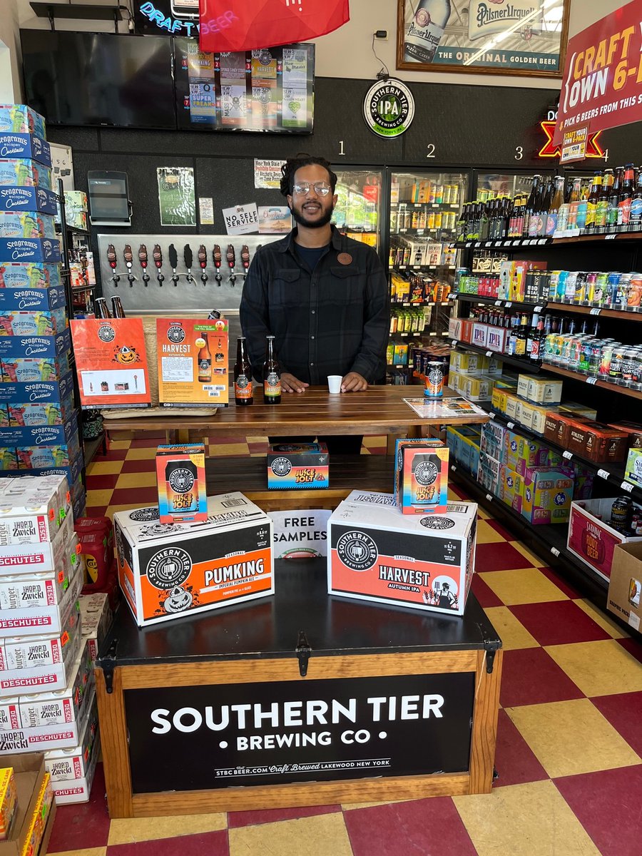 ConsumersBeer's tweet photo. Stop in to 1825 Como Park Blvd from 4-6PM for a Southern Teir Beer Tasting! #fallbeers #freetasting https://t.co/EO97aKw6R5