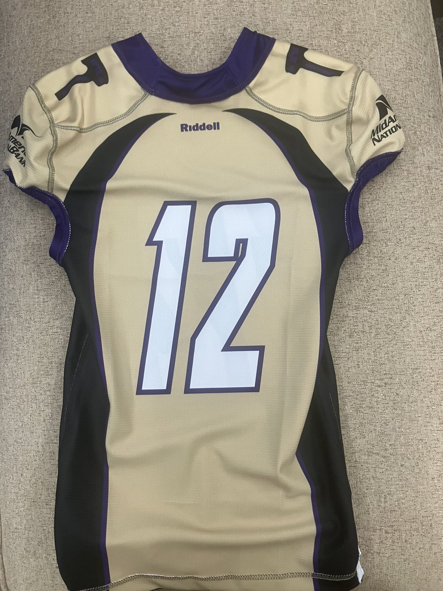 CoachHutton23's tweet photo. Canton JFL has new attitude and new look for the 2023 season. 👀👀🔥🔥 https://t.co/fBCDq7X3Vr