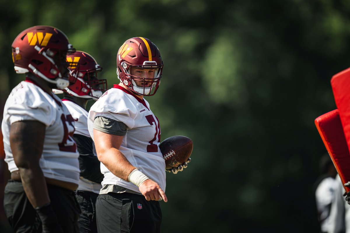 Congrats to both Jordan Jackson and Nolan Laufenberg for signing with the Broncos and Commanders! 

#BoltBrotherhood⚡️