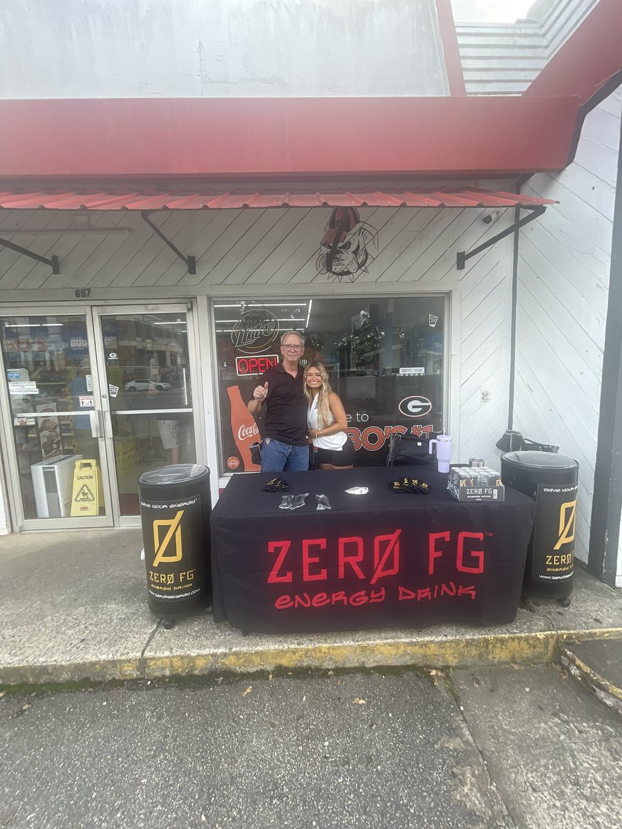 ZeroFGEnergy's tweet photo. Come see us and try out @ZeroFGEnergy at Jimbo’s on Baxter Street! Come try a free drink until 6 PM! https://t.co/iSzn7sVvWx