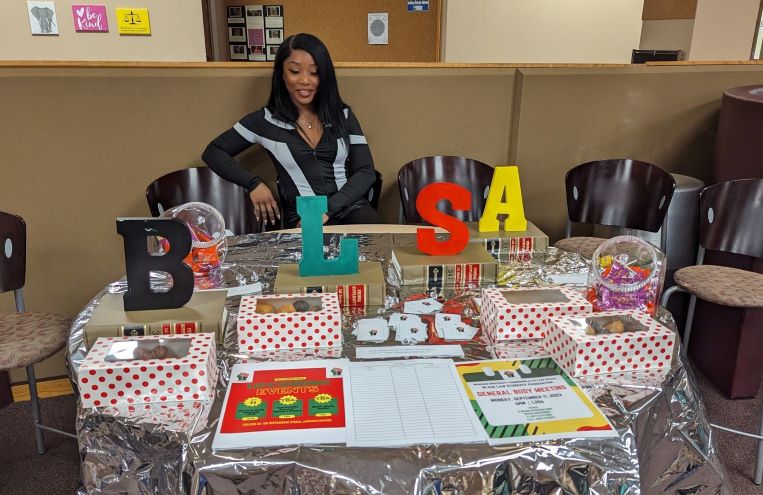 WidenerLawCW's tweet image. Hey, @WidenerLawCW students - did you miss Table Day earlier today?

No worries, you still have time to stop by the Pit and check out several student organizations and clubs from 5:30-7 p.m. tonight!

#WidenerLawCW #TableDay #StudentOrgs