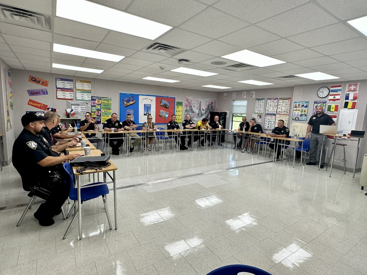 Chrissie Masi (@cmasi12) on Twitter photo #BackToSchool #teachers #school #meetings #msdadvantage #teamworkmakesthedreamwork #ittakesavillage <a href="/KaraAlyson/">Kara Douma</a> <a href="/traffic512/">Rich Ferrone</a> <a href="/FMSFalconsFly/">Frelinghuysen Middle School</a> π #BackToSchool #teachers #school #meetings #msdadvantage #teamworkmakesthedreamwork #ittakesavillage <a href="/KaraAlyson/">Kara Douma</a> <a href="/traffic512/">Rich Ferrone</a> <a href="/FMSFalconsFly/">Frelinghuysen Middle School</a> π