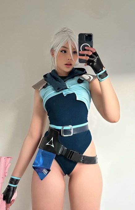 Wyd if i&rsquo;m in your lobby ?!   Jett // Valorant https://t.co/4m79NN6OA9