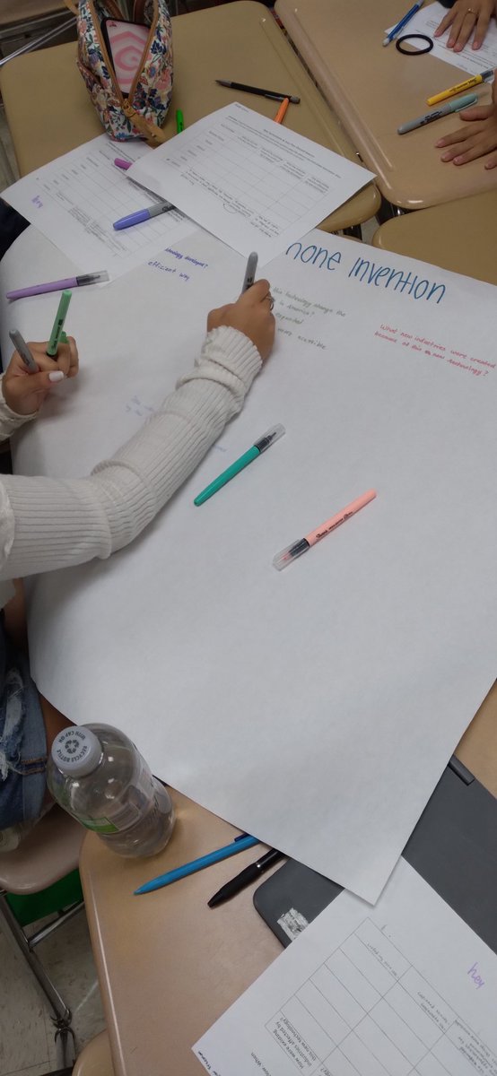 DavidJahnke92's tweet image. Learning happens when kids ask questions, dig for answers, show what they find, share... and then apply correctives as needed. It&apos;s good to see kids manage their teams and work together. #AuthenTech #HTHS