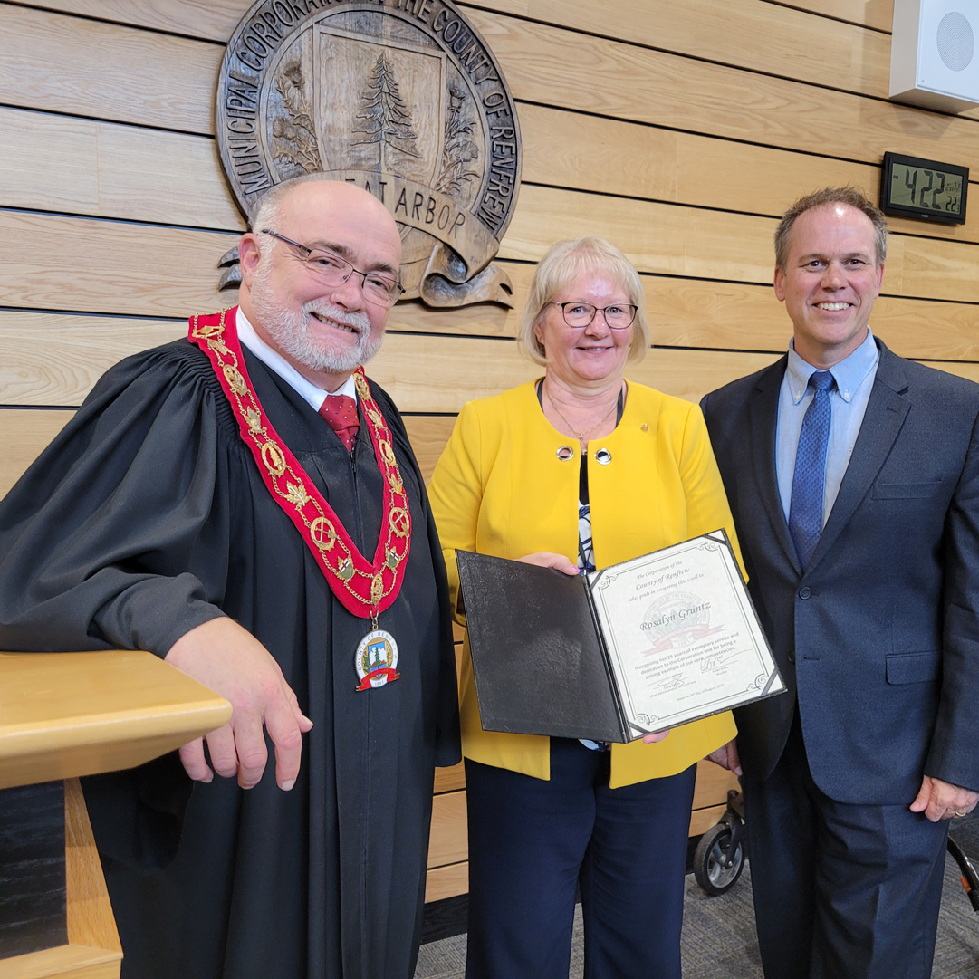 County of Renfrew tweet media