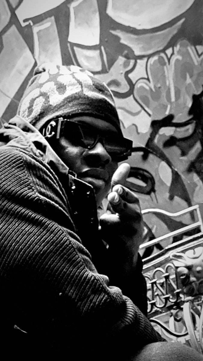 iniyostweet's tweet image. GOD PUSHING ANYBODY WAY NOR GBADUN ME AM THE REALEST MAN ALIVE #YOYOLOVE BO!YA! 🫶🏾💡