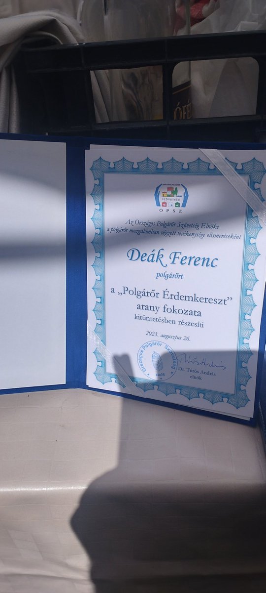 dferenc34's tweet photo. Tar Nógrád Vármegyei Polgárőr napon meg tartott megtisztelő elismerést kaptam https://t.co/hVHLpdelRa