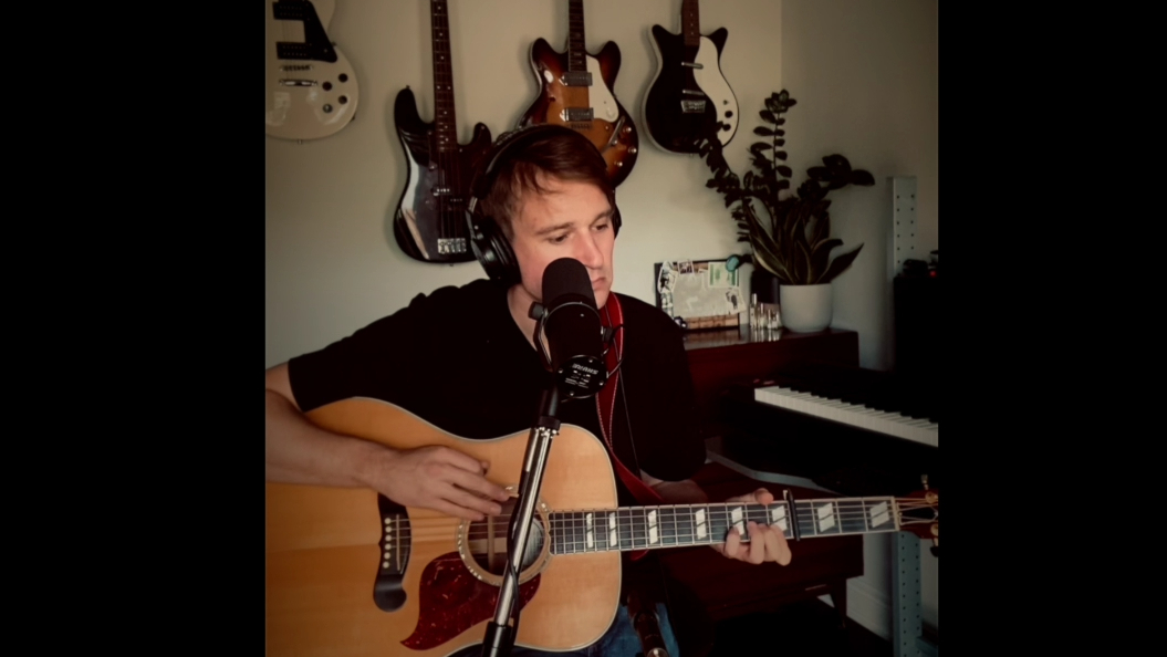 Earlier this year I showed my mother the original studio recording of this Bob Dylan song from 1965 album 'Bringing It All Back Home.' She enjoyed the song but due to the density of the lyrics, said "don't try cover that one." Well ma, challenge accepted.
youtube.com/watch?v=x-xGNN…